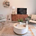 Potato At Front & Sea View * לאגוּ‏ש