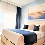 Potato At Front & Sea View דירה *