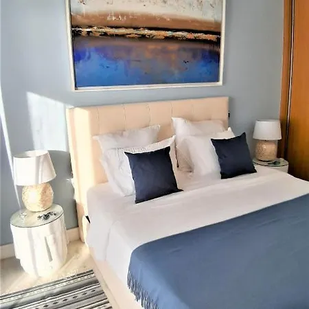 Апартаменты Potato At Front & Sea View