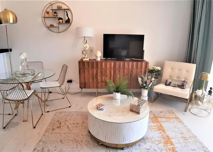 Potato At Front & Sea View * 拉哥斯