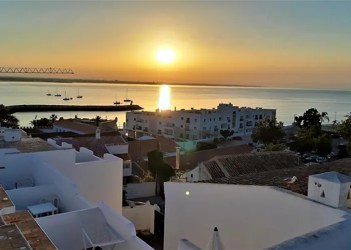 Potato At Front & Sea View 公寓 拉哥斯